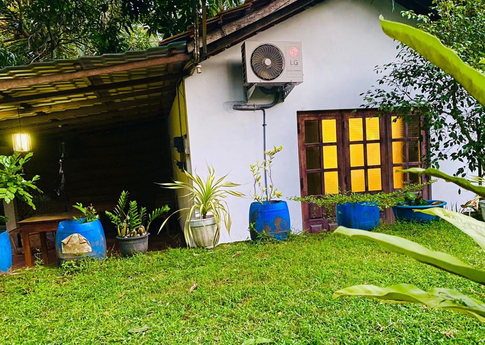 Sachi'S Place Tangalle Exterior photo